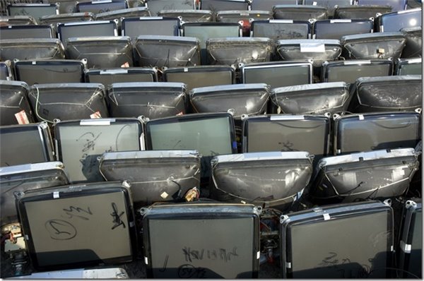 电子垃圾总量增长“泛滥成灾”，非法倾倒不容忽视